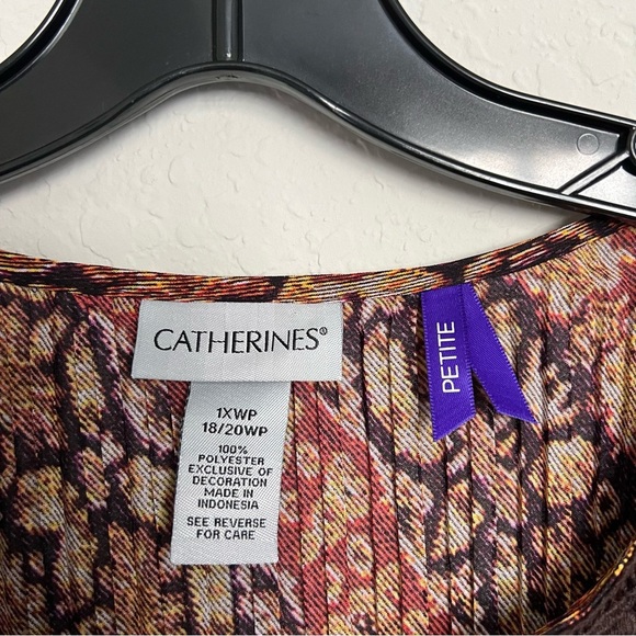 Catherines Brown Crochet Neckline Tunic Top Plus Size 1XWP Pleated Boho Mature - Picture 6 of 7